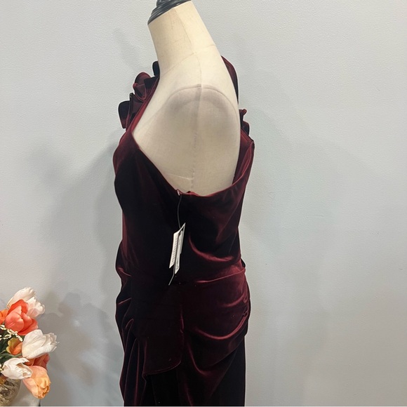 Xscape Burgundy Red Velvet Ruffled One Shoulder Maxi Formal Evening Gown Reemoly - Picture 14 of 16
